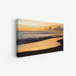 لوحات مناظر طبيعية لشاطئ غروب الشمس بألوان دافئة تعكس جمال البحر والسماء، لوحات جدارية أنيقة، لوحات فخمة.