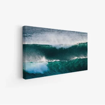 لوحات مناظر طبيعية تتضمن أمواج بحرية زرقاء تتلاطم مع الشاطئ، أجواء هادئة ومنعشة، لوحات جدارية للمنزل، لوحات فنية عصرية.