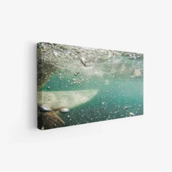 لوحات مناظر طبيعية تحت الماء مع فقاعات هواء وزرقة عميقة، جو مائي منعش. لوحات فنية عصرية، لوحات جدارية للمنزل، لوحات أنيقة.