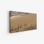 لوحات طبيعة تعكس جمال الشاطئ مع كلمات محفورة على الرمال وأمواج البحر، ألوان دافئة. لوحات مودرن، لوحات فنية عصرية، لوحات جدارية للمنزل.