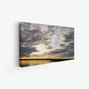 لوحة منظر ليلي بألوان دافئة تعكس الغيوم على سطح الماء الهادئ، لوحات مناظر طبيعية، لوحات كانفاس.