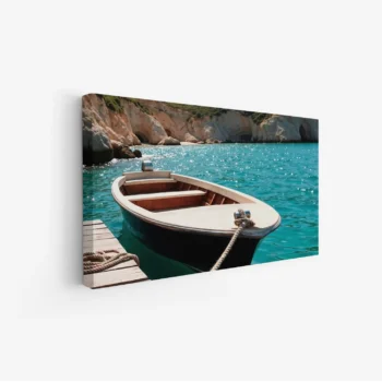 لوحة بحر بألوان زرقاء لامعة وقارب خشبي يرسو على رصيف هادئ، لوحات جمادات ومعالم، لوحات كانفاس.
