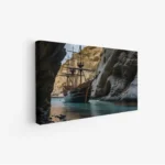 لوحة بحرية لسفينة تاريخية محاطة بصخور عالية ومياه زرقاء صافية، لوحات طبيعة، لوحات كانفاس أنيقة