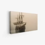 لوحة بحرية بسفينة قديمة وسط ضباب كثيف بألوان دافئة تعكس أجواء الغموض والسكون، لوحات طبيعة، لوحات كانفاس.