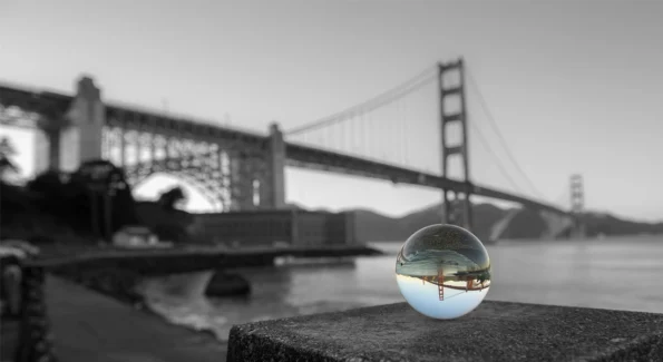 لوحة فنية، معالم وجمادات