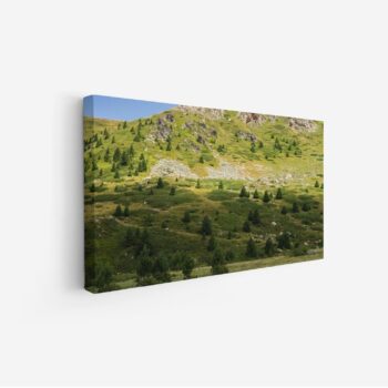 لوحة طبيعة هادئة - تلال خضراء - سماء زرقاء - مشمس - لوحات طبيعة - لوحات كانفاس